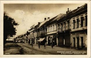 Rimaszombat, Rimavská Sobota; Masaryk tér, Kávéház és étterem, Samuel Altmann, Csordás J., Dickmann, Roth Géza, Blau Vilmos és Bata üzlete / square, shops, cafe and restaurant + "1938 Rimaszombat visszatért" So. Stpl. (fl)