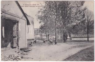 Rimakokova, Kokava nad Rimavicou; Templom előtti tér ahol Isten tisztelet tartatott az 1911. augusztus 3-i tűzvész után / square in front of the church after the 1911 fire (non PC) (lyukak / pinholes)