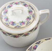 Antik cseh porcelán teás készlet. Két személyes. Matricás, jelzett, kis kopással. Kiöntő, cukordoboz...