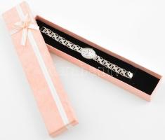 Rotary ezüst (Ag) tokos női karóra. Kvarc szerkezettel. Jelzett, gyöngyház számlappal, fém szíjjal. ...