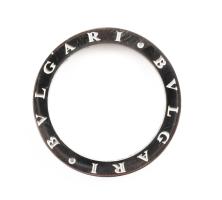 Bulgari jelzéssel. Orvosi fém gyűrű, kövekkel,. Dobozában