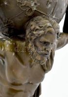 Ismeretlen szobrász: Égboltot tartó Atlasz, patinázott öntött bronz szobor, talapzaton, enyhe patiná...