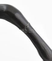 Ismeretlen szobrász: Zabolázatlan ló, festett spiáter, jelzés nélkül, ló egyik lába ragasztott, m: 4...