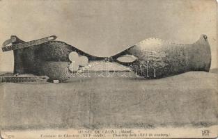 Museum of Cluny, chastity belt (Ek)