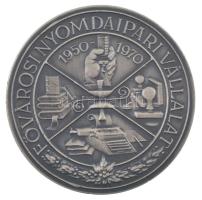 1970. Fővárosi Nyomdaipari Vállalat 1950-1970 / A 20 éves becsületes munka emlékére ezüstpatinázott bronz emlékérem dísztokban (50mm) T:AU