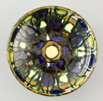 Szombathy Zsuzsa: Retró kerámia tál, jelzett, peremén sérüléssel, d: 19 cm