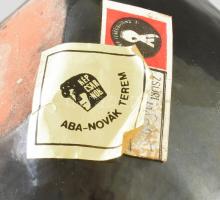 Gorka Lívia: retro tálka, jelzéssel, alján Iparművészeti Vállalat és Aba-Novák Terem címkével jelölt...