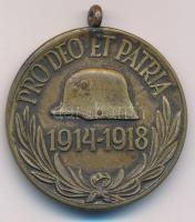 1929. "Magyar Háborús Emlékérem kardokkal, sisakkal" bronz kitüntetés, mellszalag nélkül T...