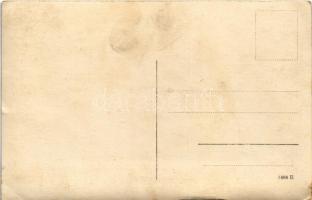 Budapest VII. Gambrinus kávéház és étterem, italozó társaság, pincér. Erzsébet körút 37. photo (EK)