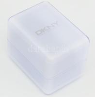 Jáde karkötő, irizáló, egy darabból d: 7 cm