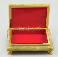 Ónix doboz, fém szerelékkel, szép állapotban, 4 lábon áll, 17x13x6 cm