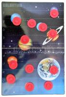 Galaktika űr-dobójáték, ügyességi játék 1-4 fő részére, fém táblával, mágneses bábukkal, kártyákkal és leírással, eredeti dobozában