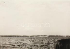 cca 1930-80 kb. 1000 db nagy vegyes fekete-fehér fotó, portrék, életképek, utazás, városképek stb., ...