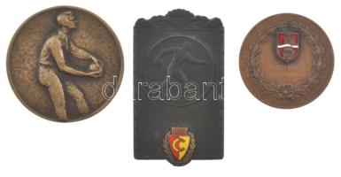 ~1930-1940. 3xklf fém tekéző díjérem és -plakett, mindegyik zománcozott rátéttel (Magyarország címere, Budapest címere és a CASE címere) T:XF