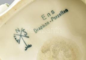 ENS virágot locsoló lány, jelzett, sérült, m: 18 cm