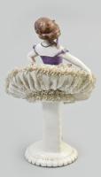 Schwarza balerina figura, jelzett, sérült, m: 15 cm