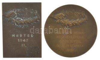 1937. "Kapitányunknak megemlékezésül szeretettel SE sí csapata 1937" kétoldalas bronz emlé...