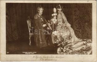 IV. Károly király, Zita királyné és Ottó koronaherceg. Koller tanár utóda Szenes felvétele 1916. / Charles I of Austria, Queen Zita and Crown Prince Otto (fl)