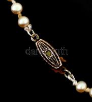 Édesvízi gyöngysor ezüst (Ag) kapoccsal, d: cca 4 mm, h: 49 cm