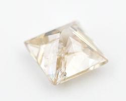 Gyémánt, princess csiszolás, 0,40 cts