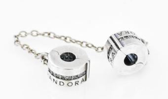 Ezüst (Ag) biztonsági lánc karkötőre, Pandora jelzéssel, h: 8 cm, bruttó: 5,4 g