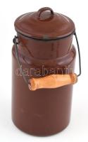 Zománcozott fém tejes kanna, kb. 2-3 liter, jelzett, m: 28 cm
