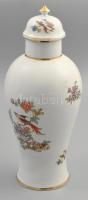 Hollóházi tűzmadár mintás fedeles váza, porcelán, jelzéssel, kopással, felületi tűzhibával, m: 32 cm