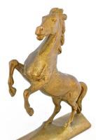 Ágaskodó ló figura, tömör bronz, tüziaranyozott, jelzés nélkül, szép állapotban, m: 26,5 cm