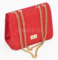 Piros alkalmi táska, újszerű állapotban 25x19 cm