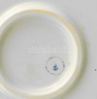 Zsolnay virágmintás kínáló, matricás, kis kopással, jelzett, d: 30 cm