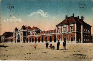 1940 Kolozsvár, Cluj; pályaudvar, vasútállomás. Vasúti levelezőlapárusítás 1. 1918. / railway station + &quot;1940 Kolozsvár visszatért&quot; So. Stpl