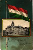 1902 Arad, Arad-Csanádi Egyesült Vasutak palotája. Szecessziós magyar zászlós litho keret / Palace of the Arad-Cenad United Railway Company. Art Nouveau litho frame with Hungarian flag (r)