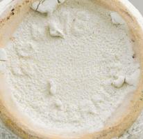 Fehér retro német kerámia váza, jelzéssel, minimális kopással, m: 18,5 cm