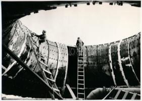 cca 1970 Kotnyek Antal (1921-1990) budapesti fotóriporter hagyatékából 1 db vintage fotó, jelzés nélkül, ezüst zselatinos fotópapíron, 16x23 cm