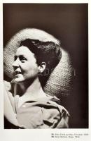 Passuth Krisztina: Moholy-Nagy. Bp., 1982, Corvina, 430 p. Moholy-Nagy műveinek reprodukcióival gazd...