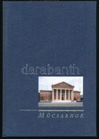 Műcsarnok. Szerk.: Keserü Katalin, Nagy Gabriella. Bp., 1996, Műcsarnok. Fekete-fehér képekkel illusztrálva. Kiadói egészvászon-kötés.  A Műcsarnok egyik munkatársa, Frank János (1925-2004) Munkácsy Mihály- és Széchenyi-díjas művészettörténész által P. Szabó Ernő (1952-2018) művészettörténész, újságíró, kritikus, szakíró részére szóló ajándékozási sorokkal.