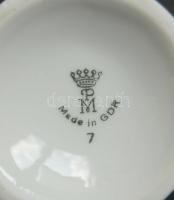 Moschendorfi jelzésű kis porcelán váza virág mintával, 10cm-es magassággal és hibátlan állapotban
