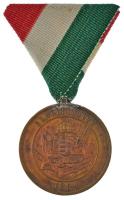 1904. A Magyar Országos Tűzoltó-Szövetség V éves Szolgálati Érme aranyozott bronz kitüntetés mellszalaggal T:AU,XF