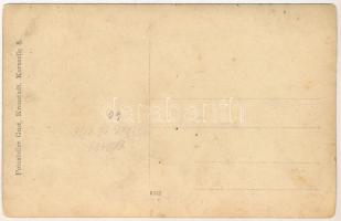 Brassó, Kronstadt, Brasov; Piac / market. Fotoatelier Gust photo (szakadás / tear)