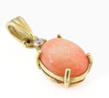 Arany (Au) 14K korallos, köves függő, jelzett, 1,9×0,8 cm, bruttó: 1,3 g