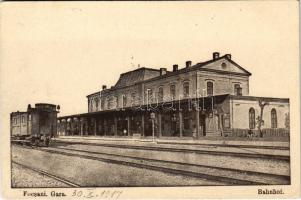 1917 Focsani, Foksány (Moldavia); Bahnhof / railway station + "K.u.K. Hauptfeldpostamt Nr. 520" (EK)