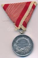 1914. "Ferenc József II. osztályú Ezüst Vitézségi Érem" eltérő portréval, kitüntetés, sérü...