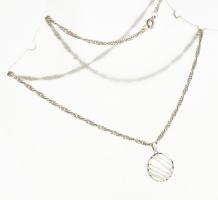 Ezüst(Ag) csavart nyaklánc, áttört kerek medállal, jelzett, h: 54 cm, d: 1,8 cm, nettó: 8,1 g