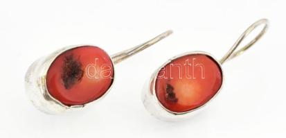 Ezüst(Ag) fülbevaló korall díszítéssel, jelzett, h: 1,5 cm, bruttó: 8 g
