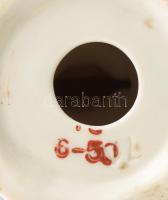 Porcelán gyertyatartó pár lovas mintával, matricás, jelzett, kopással, m: 14,5 cm