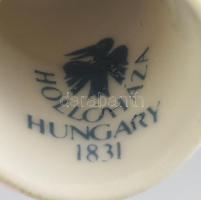 3 gyűszű, 2 tűzzománcos + Hollóházi porcelán gyűszű, szép állapotban, m: 2,5 cm