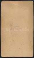 cca 1870 Elegáns úriember, keményhátú fotó, Simonyi műterméből, felületén kis foltok 10,5x6 cm