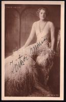 Maria Jeritza (1887-1982) opera-énekesnő aláírása egy őt ábrázoló képeslapon, 14x9 cm
