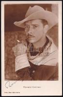 Ronald Colman (1891-1958) Oscar- és Golden Globe-díjas angol-amerikai színész aláírt fotólapja, 14x9 cm