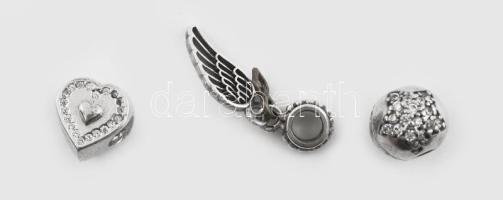 Ezüst(Ag) charm, 3 db, jelzés nélkül, bruttó: 6,7 g